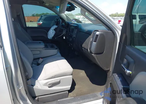 2018 Chevrolet Silverado 1500 Custom z USA, uszkodzony, nr VIN 1GCRCPEC2JZ198832